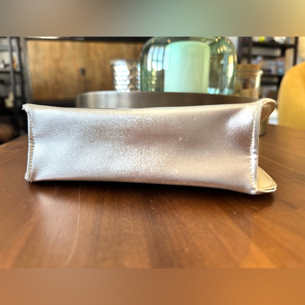 Vintage Silver Clutch Bag - Picture 9 of 9